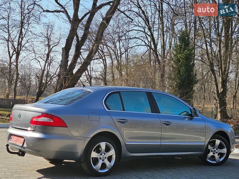 Лифтбек Skoda Superb 2008 в Дрогобыче