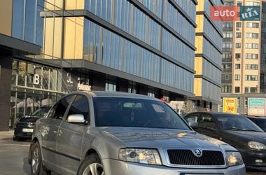 Лифтбек Skoda Superb 2004 в Ровно