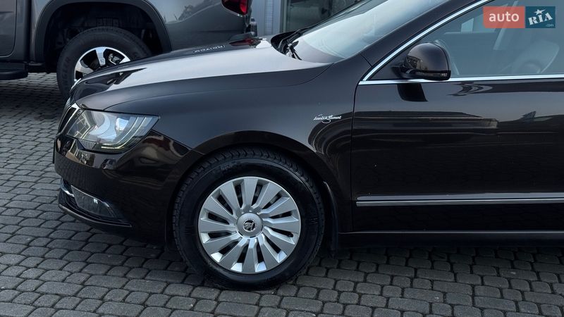 Універсал Skoda Superb 2013 в Мукачевому