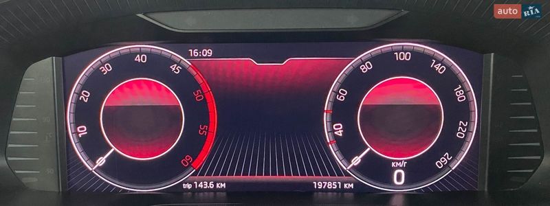 Универсал Skoda Superb 2020 в Львове