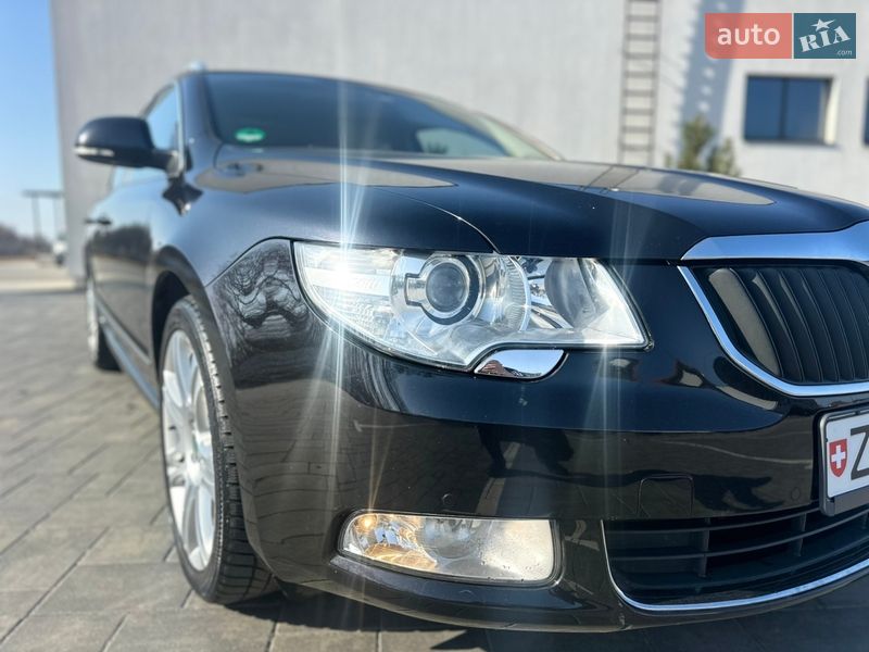 Универсал Skoda Superb 2010 в Луцке