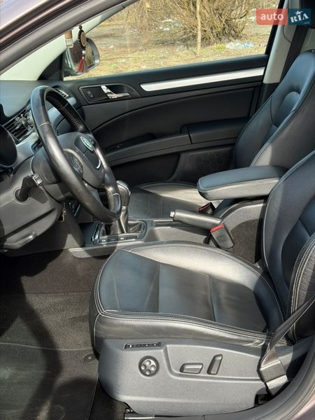 Універсал Skoda Superb 2012 в Львові