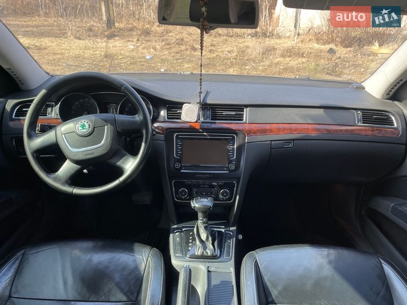 Лифтбек Skoda Superb 2008 в Рогатине