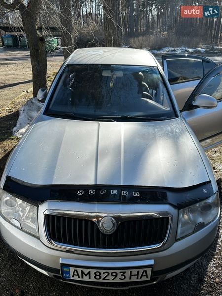 Лифтбек Skoda Superb 2006 в Житомире