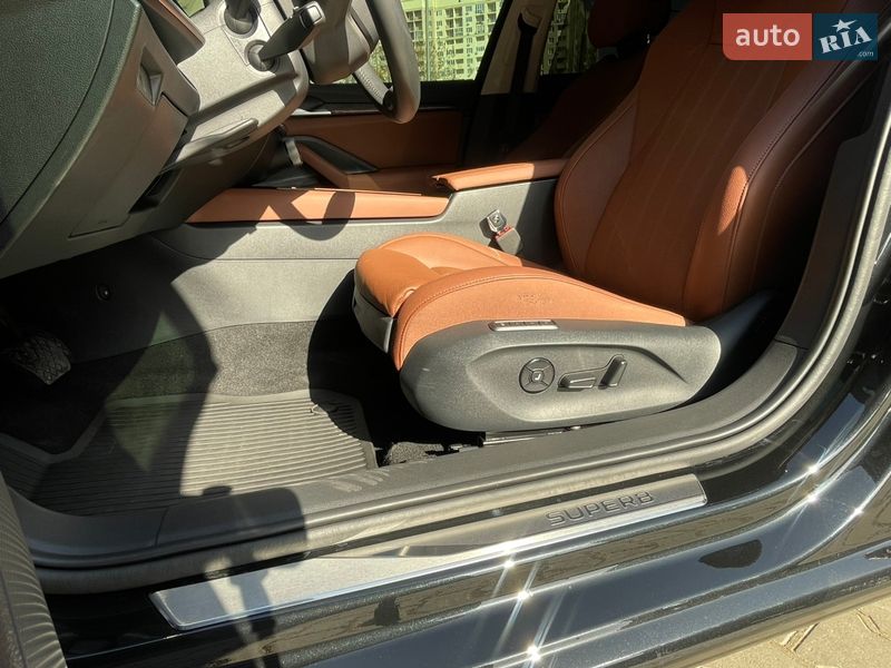Лифтбек Skoda Superb 2024 в Одессе