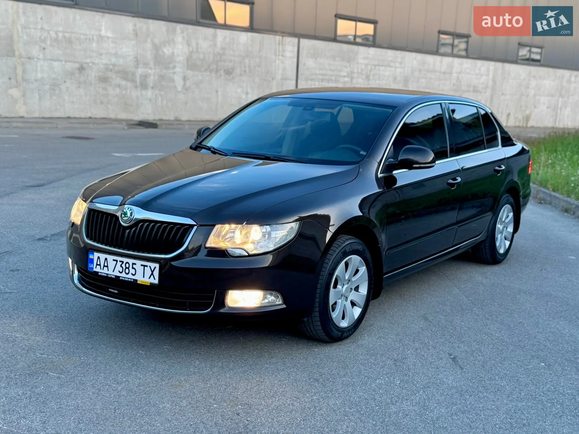 2012 Skoda Superb - мініатюра 2