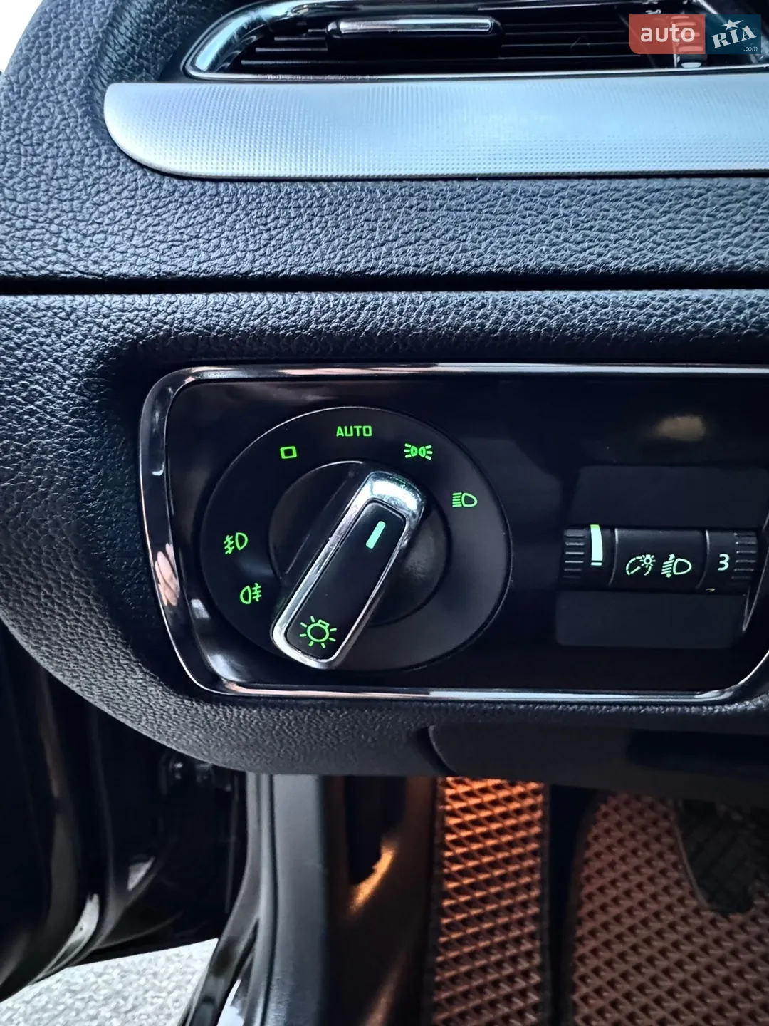 2012 Skoda Superb - мініатюра 18