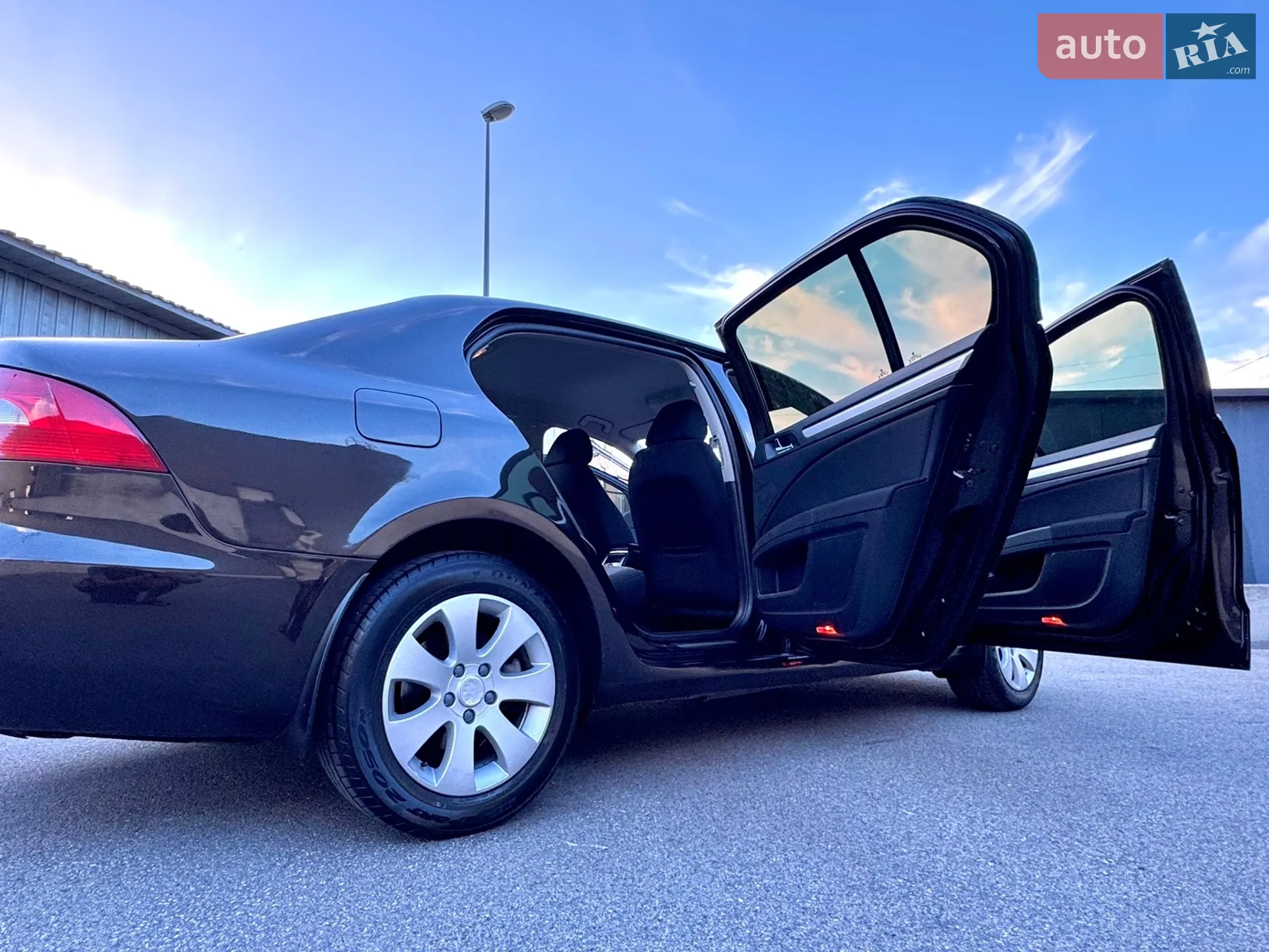 2012 Skoda Superb - мініатюра 23