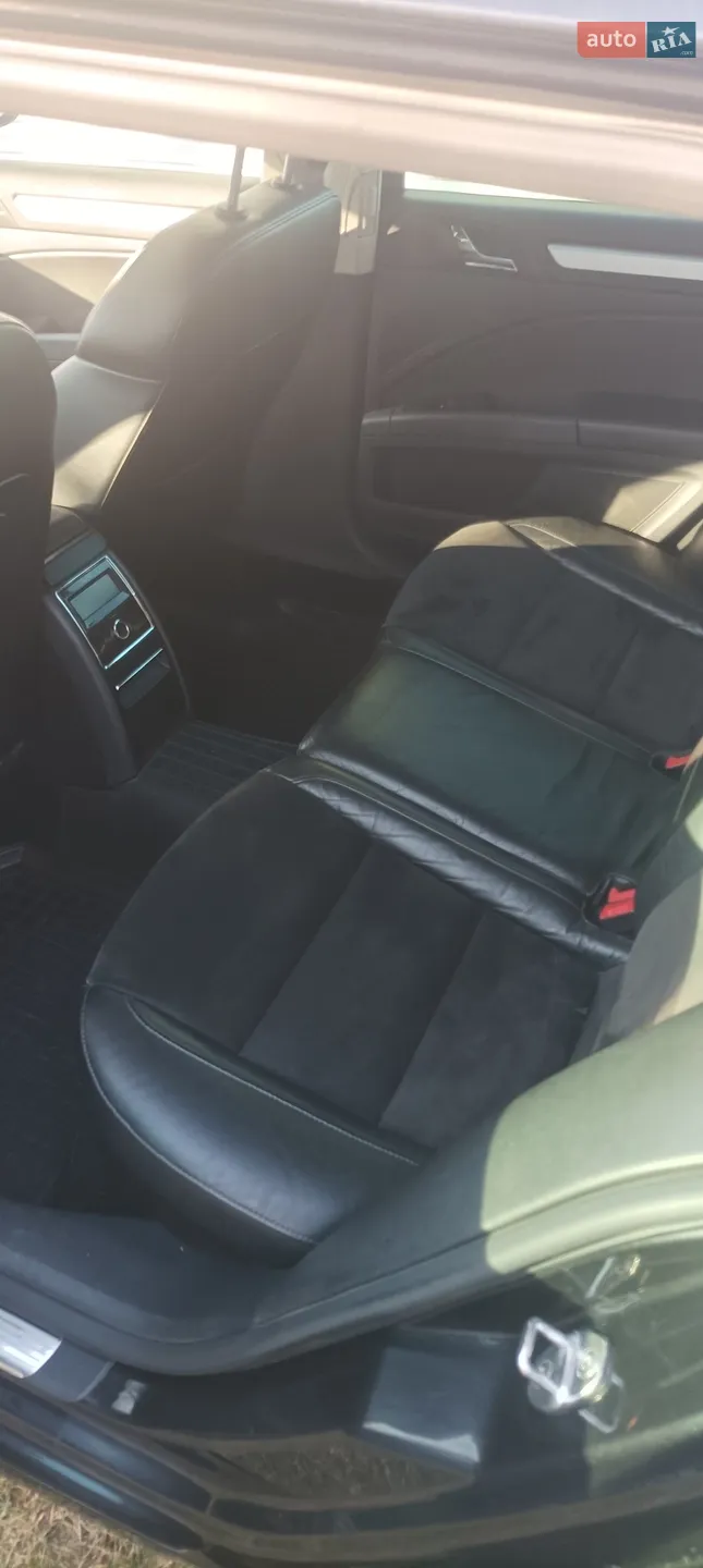 2012 Skoda Superb - мініатюра 4