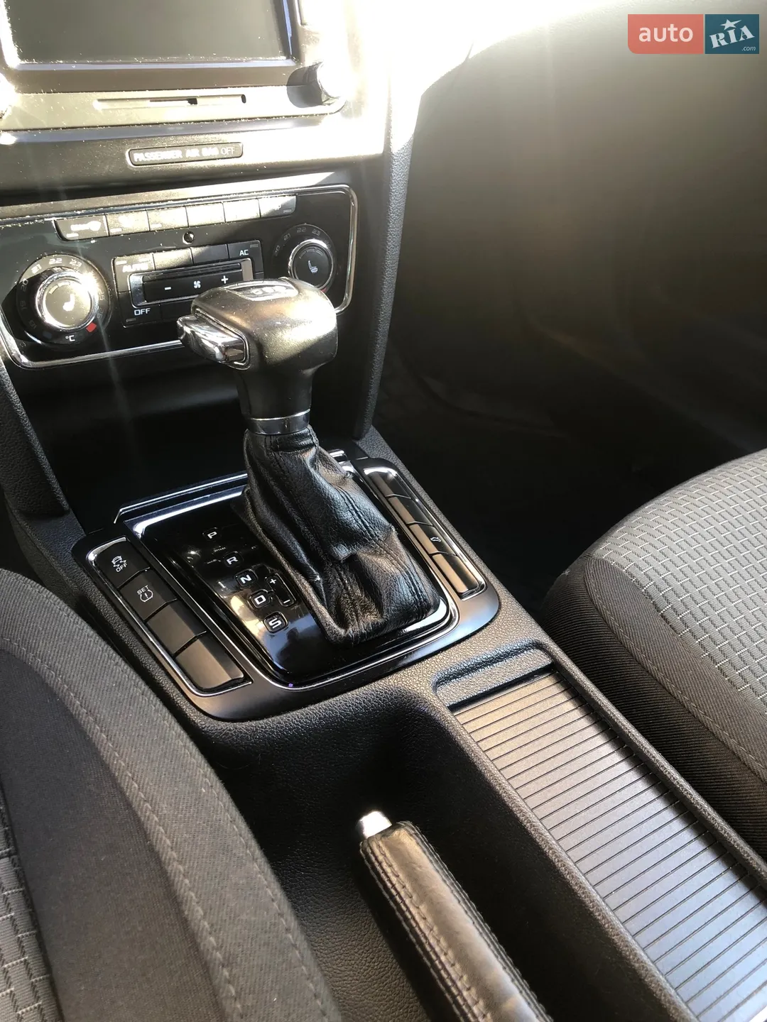 2011 Skoda Superb - мініатюра 9