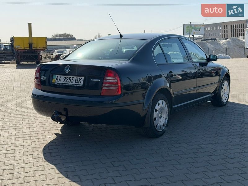 Лифтбек Skoda Superb 2006 в Киеве