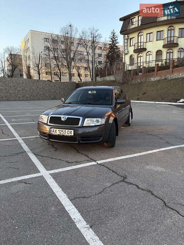 Лифтбек Skoda Superb 2006 в Харькове