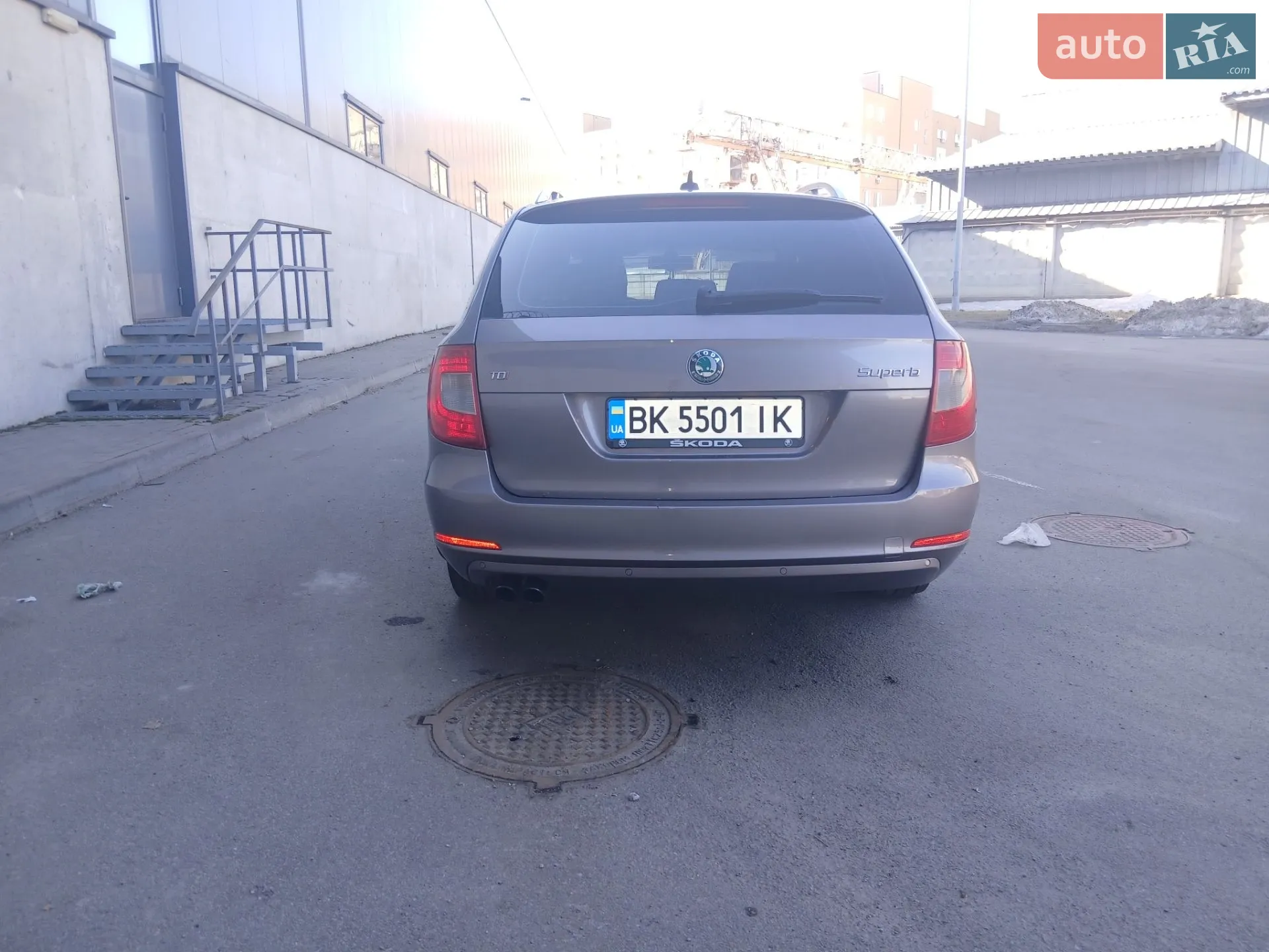 2010 Skoda Superb - мініатюра 5
