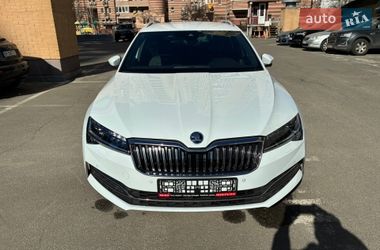Универсал Skoda Superb 2023 в Киеве
