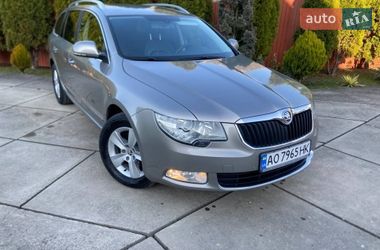 Універсал Skoda Superb 2013 в Хусті