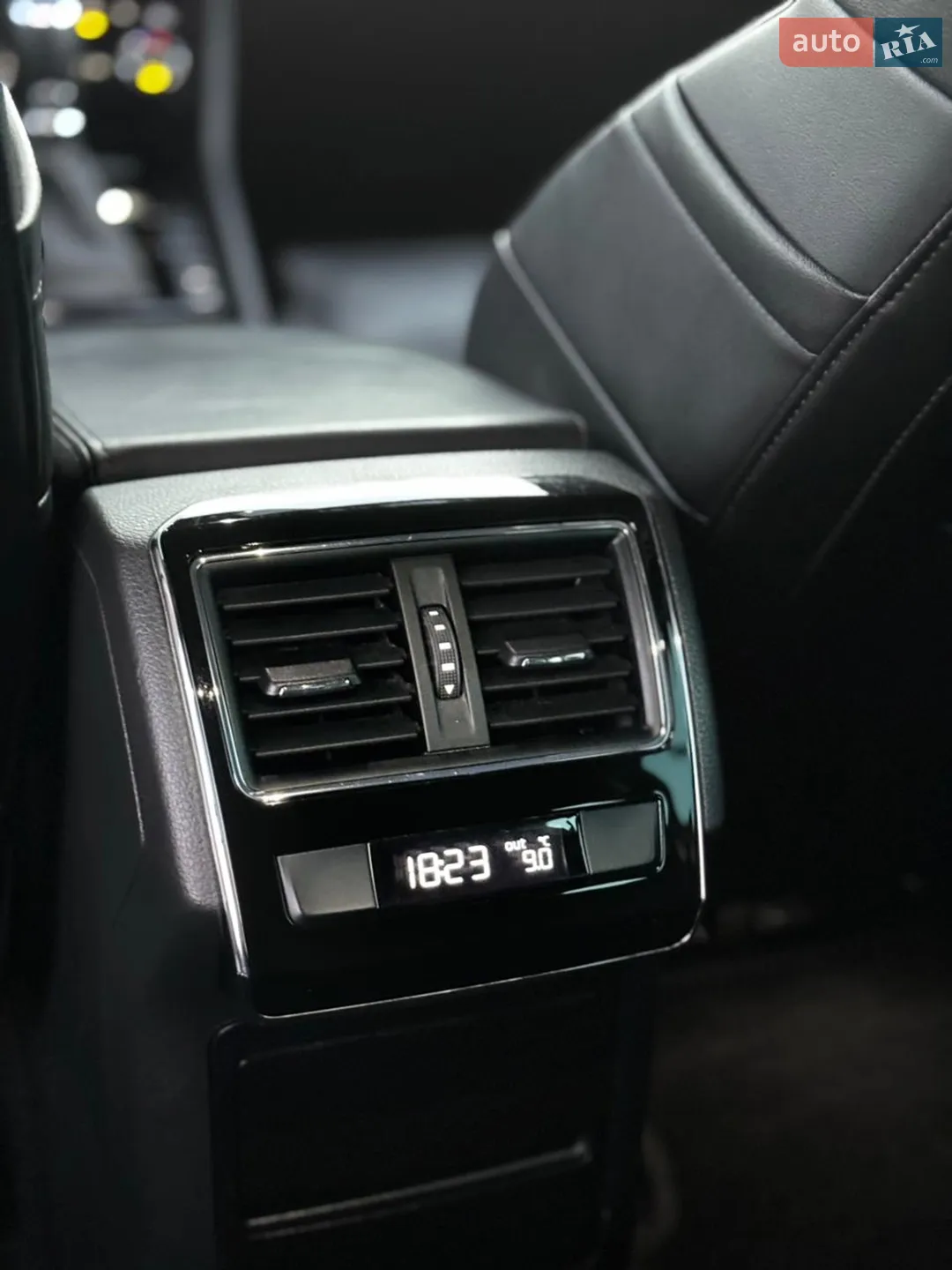 2019 Skoda Superb - мініатюра 48