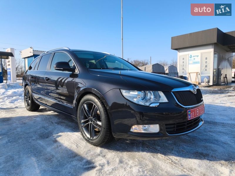 Универсал Skoda Superb 2012 в Барышевке