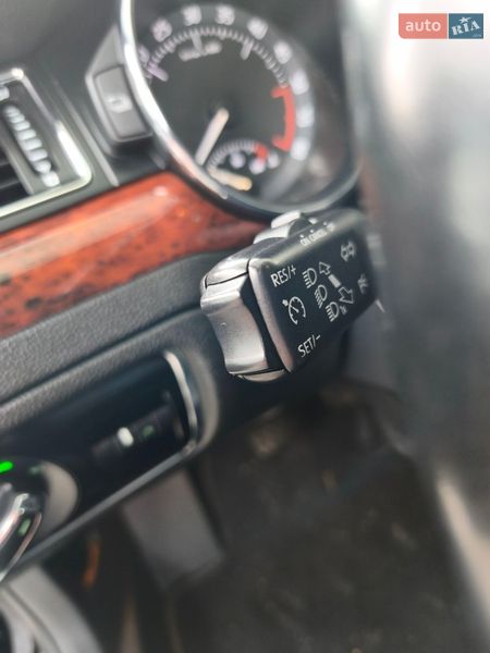 Универсал Skoda Superb 2012 в Барышевке