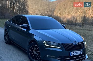 Ліфтбек Skoda Superb 2016 в Хусті