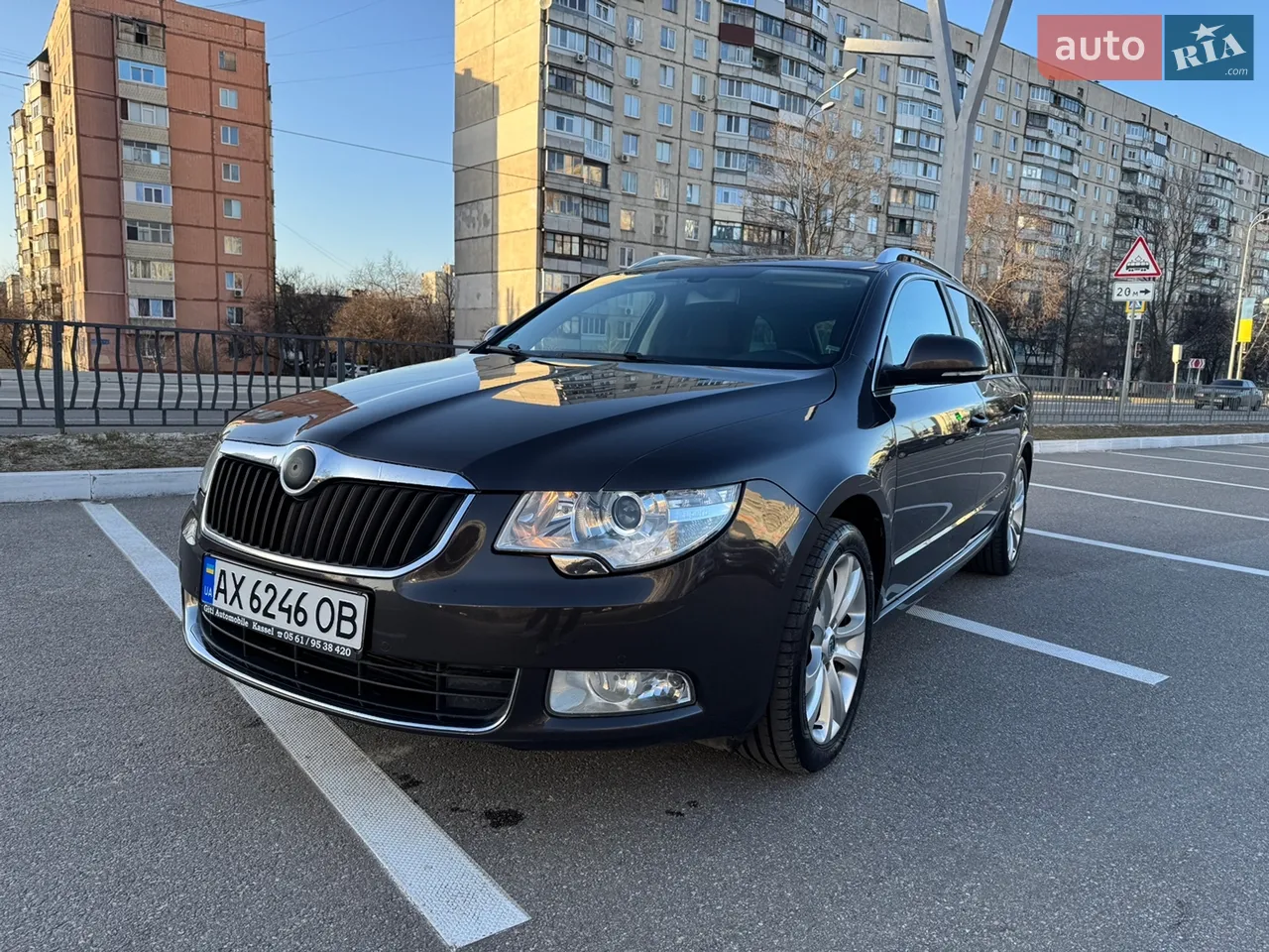2010 Skoda Superb - мініатюра 21