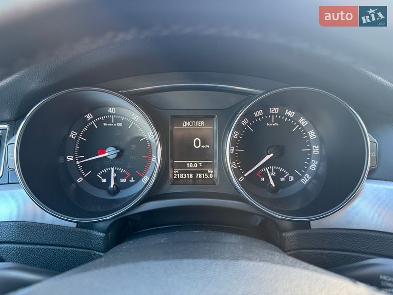 Універсал Skoda Superb 2011 в Харкові