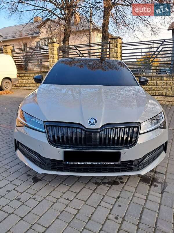 Ліфтбек Skoda Superb 2020 в Рівному фото Ліфтбек Skoda Superb 2020 в Рівному