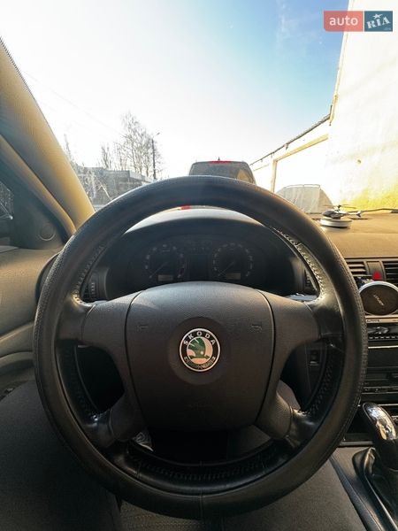 Лифтбек Skoda Superb 2006 в Ирпене