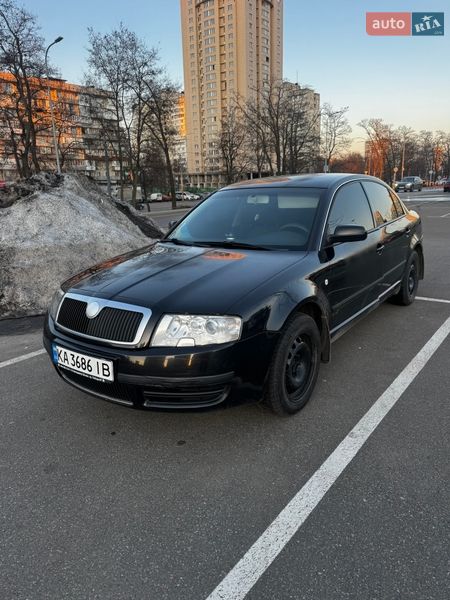 Лифтбек Skoda Superb 2006 в Ирпене