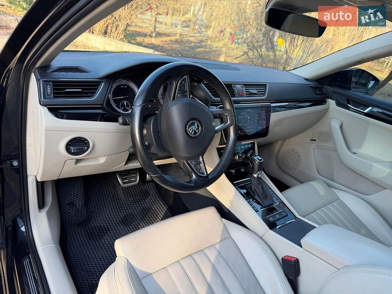 Універсал Skoda Superb 2018 в Києві