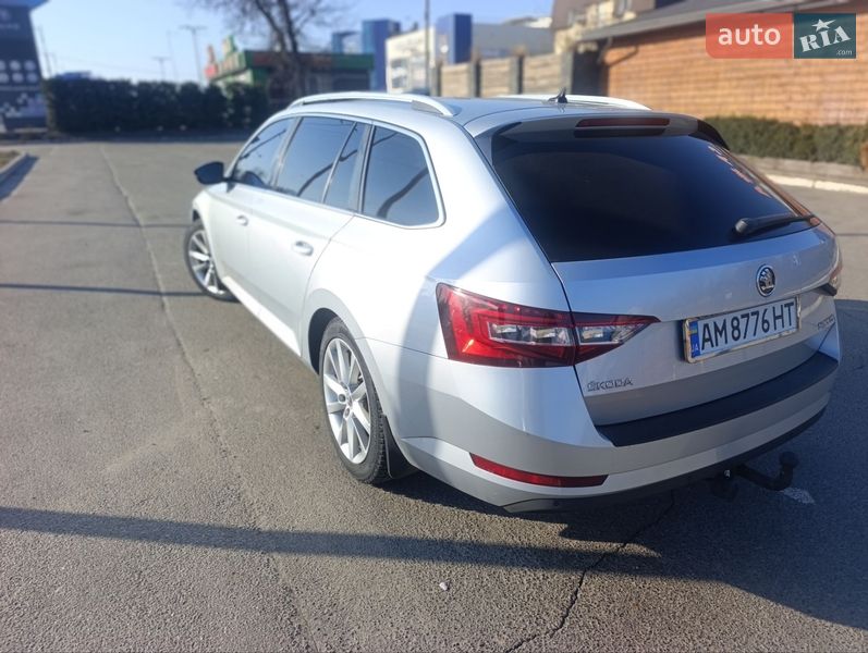Универсал Skoda Superb 2018 в Киеве