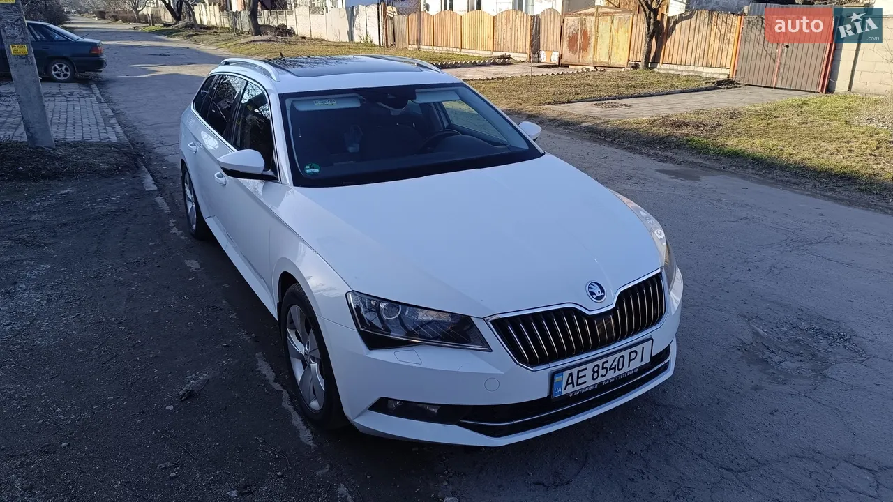 2017 Skoda Superb - мініатюра 52