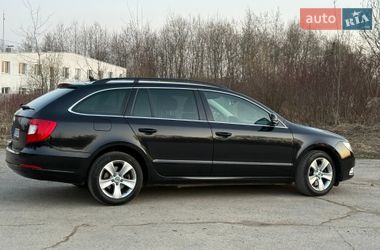 Универсал Skoda Superb 2012 в Трускавце