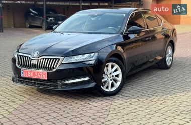 Лифтбек Skoda Superb 2023 в Мукачево