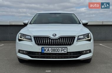 Лифтбек Skoda Superb 2018 в Киеве