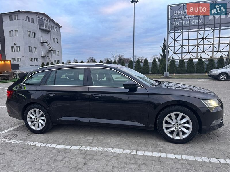 Універсал Skoda Superb 2018 в Львові