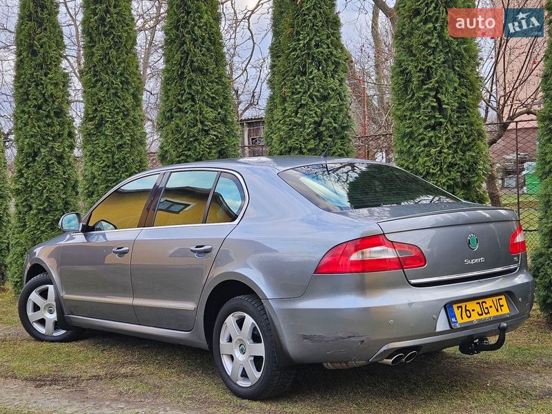 Ліфтбек Skoda Superb 2008 в Бориславі
