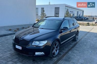 Універсал Skoda Superb 2012 в Києві