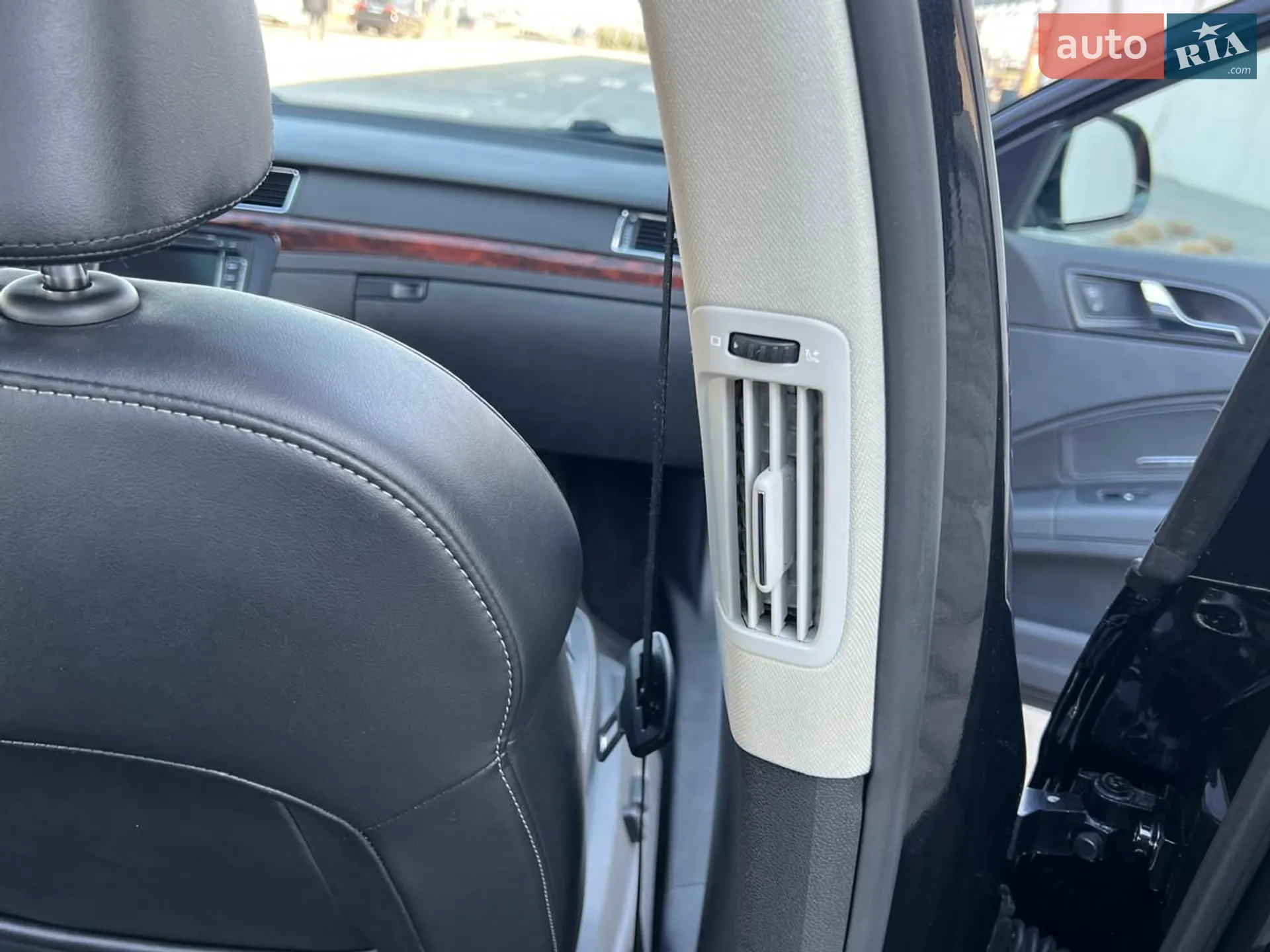2012 Skoda Superb - мініатюра 97