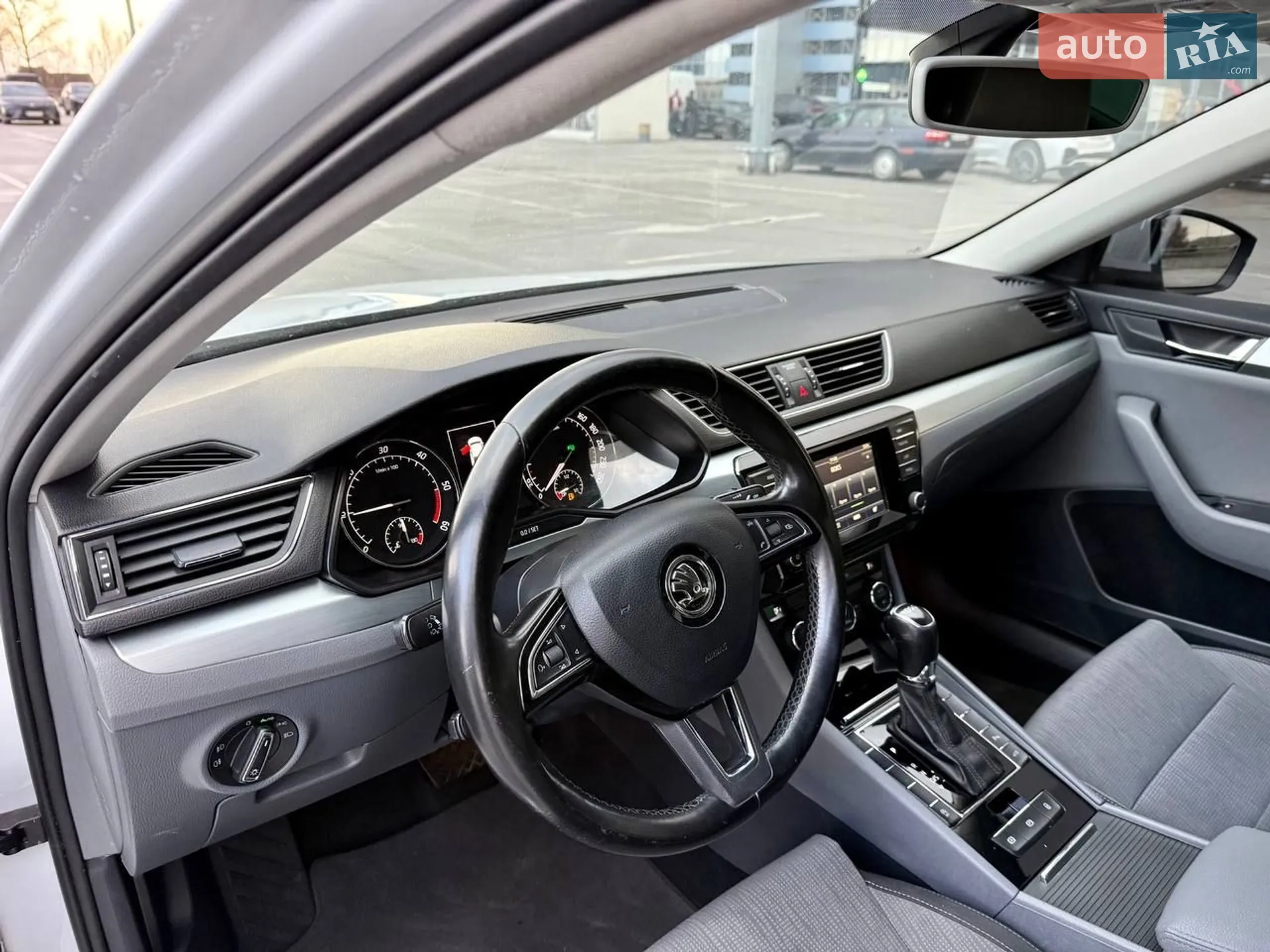 2015 Skoda Superb - мініатюра 27