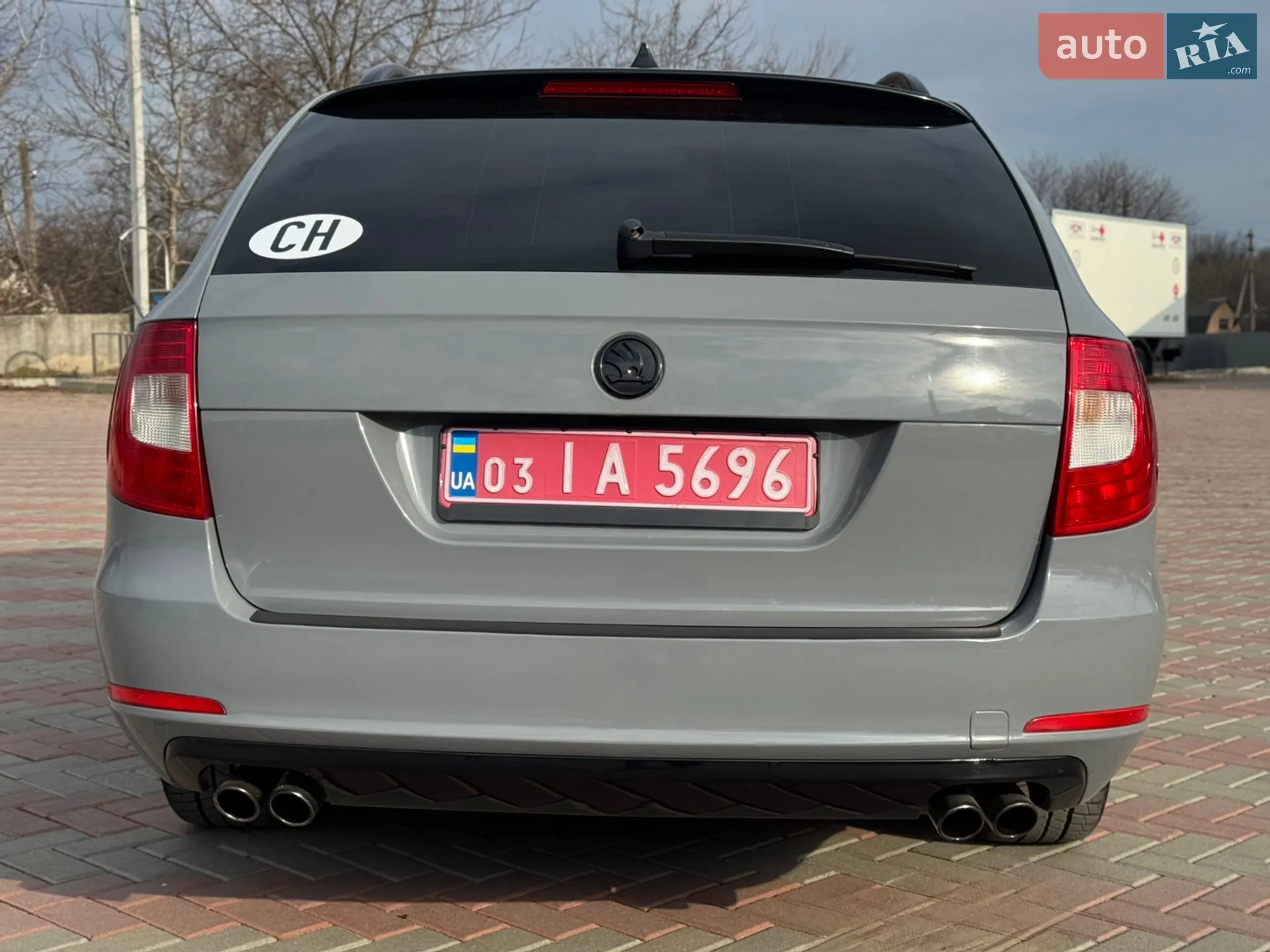 2011 Skoda Superb - мініатюра 10