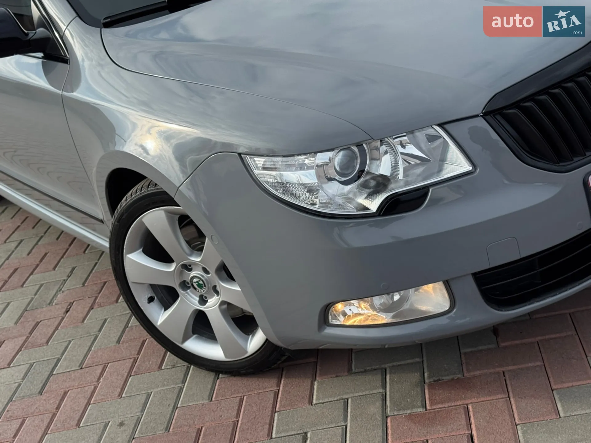 2011 Skoda Superb - мініатюра 12
