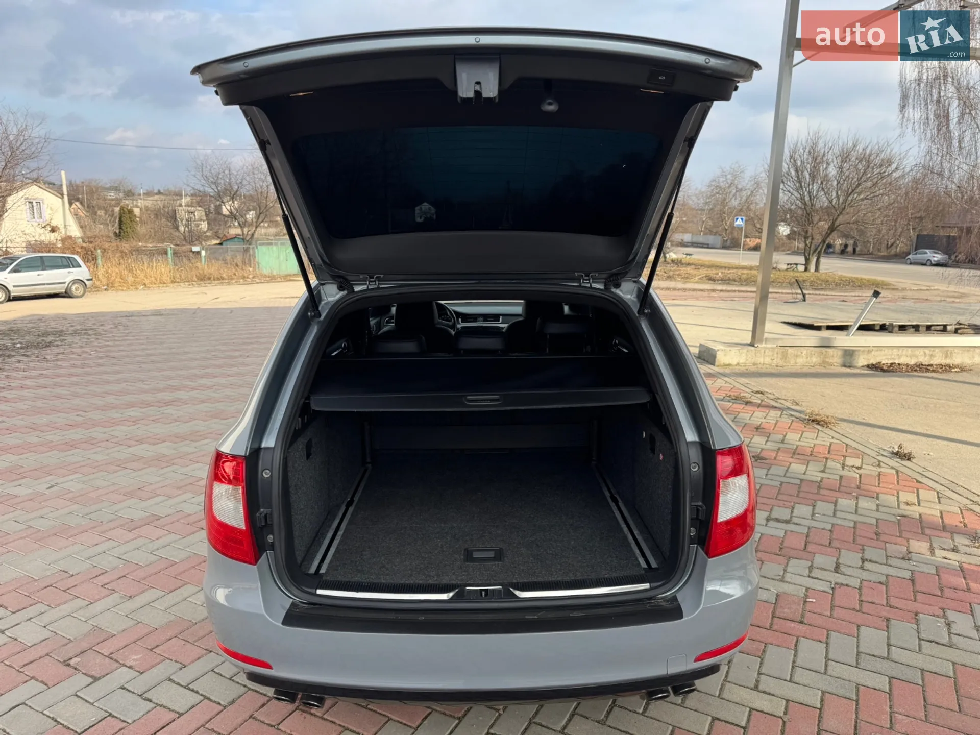 2011 Skoda Superb - мініатюра 46