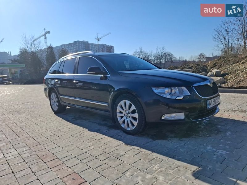 Універсал Skoda Superb 2011 в Івано-Франківську