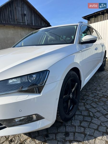 Універсал Skoda Superb 2018 в Тернополі