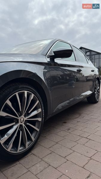 Ліфтбек Skoda Superb 2016 в Стрию