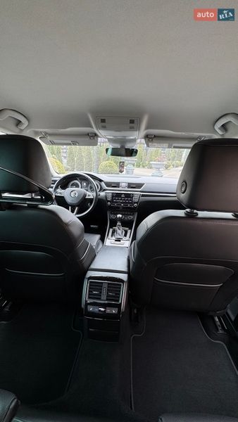 Ліфтбек Skoda Superb 2016 в Стрию