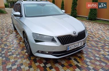 Универсал Skoda Superb 2016 в Ужгороде
