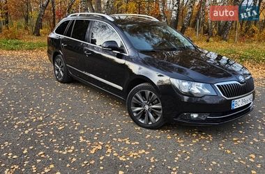 Универсал Skoda Superb 2013 в Бориславе