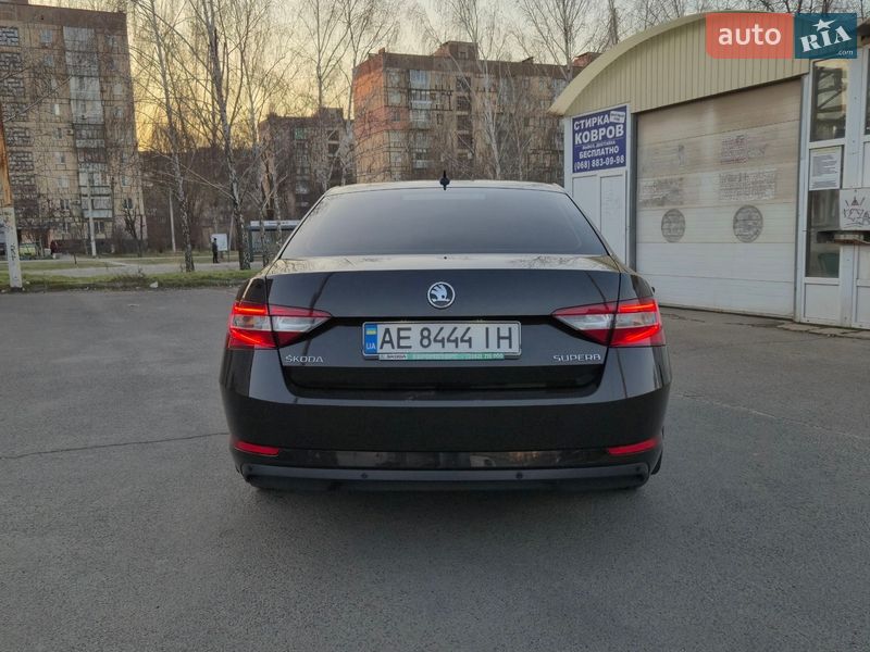 Хэтчбек Skoda Superb 2016 в Кривом Роге фото 41 Хэтчбек Skoda Superb 2016 в Кривом Роге