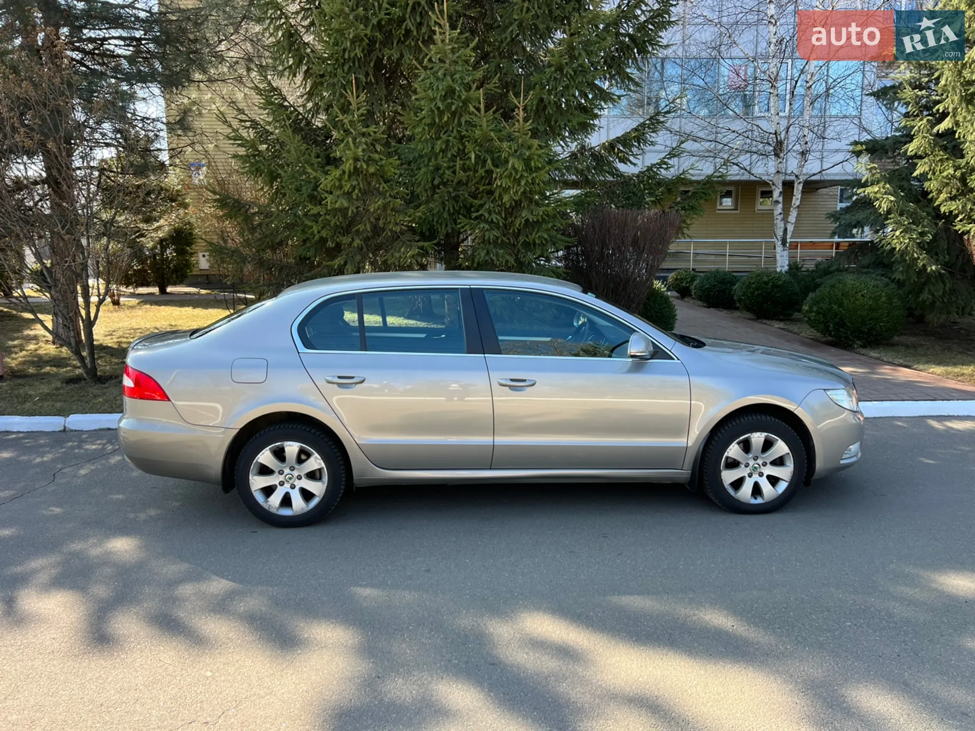 2012 Skoda Superb - мініатюра 5